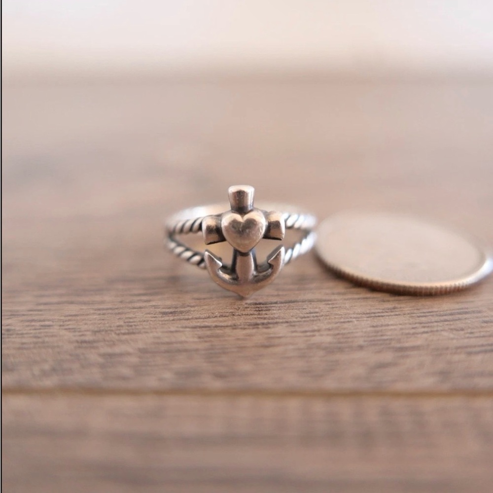 Retired James Avery “Faith Hope & Love Twisted Rope Anchor Heart” Ring